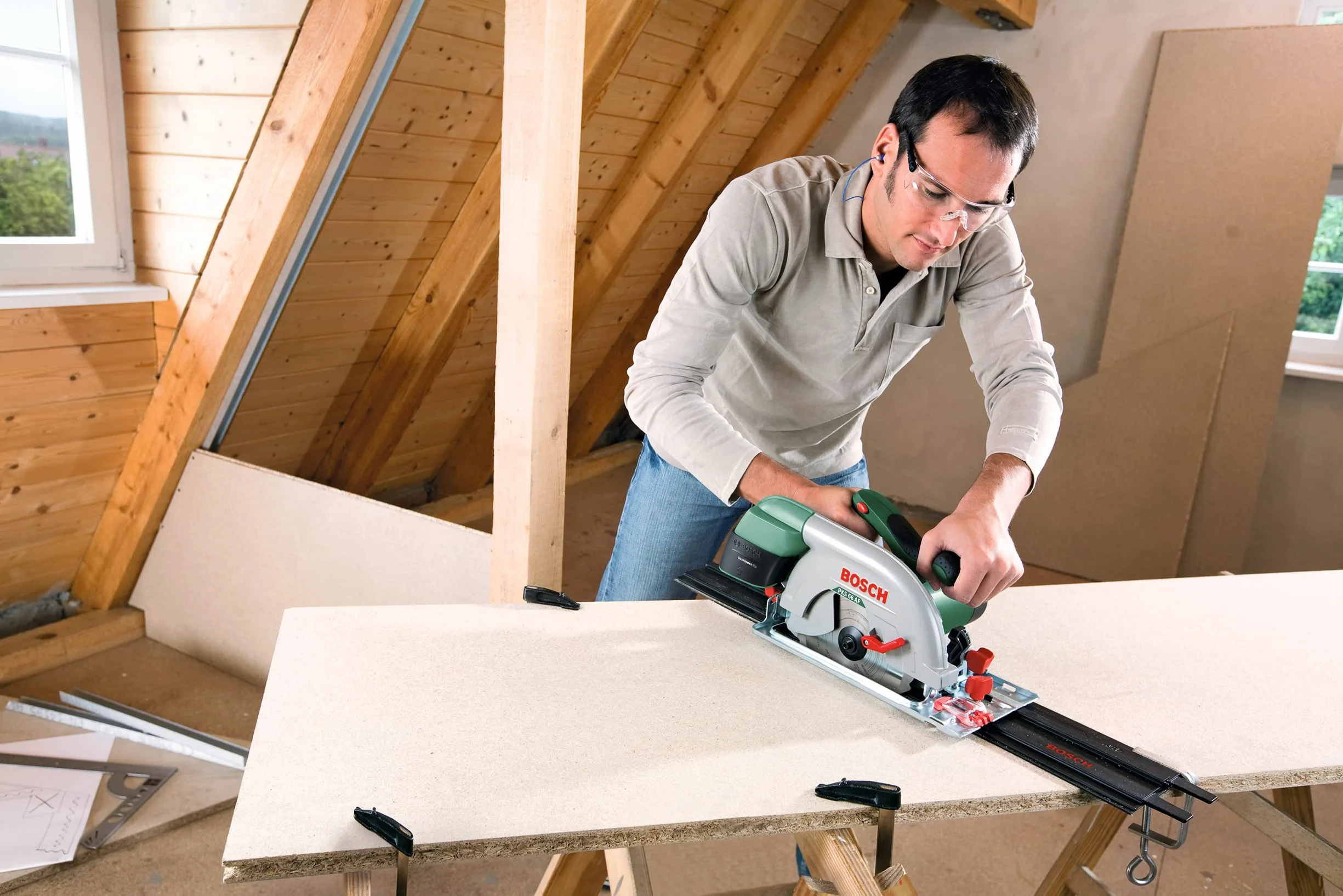 Bosch Führungsschiene Kunststoff 2x 350 mm für PKS 55A 66A 66AF Zubehör Kreissägen Schwarz